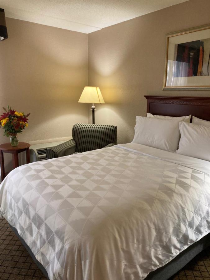 Holiday Inn Cincinnati-Eastgate By Ihg Eksteriør billede