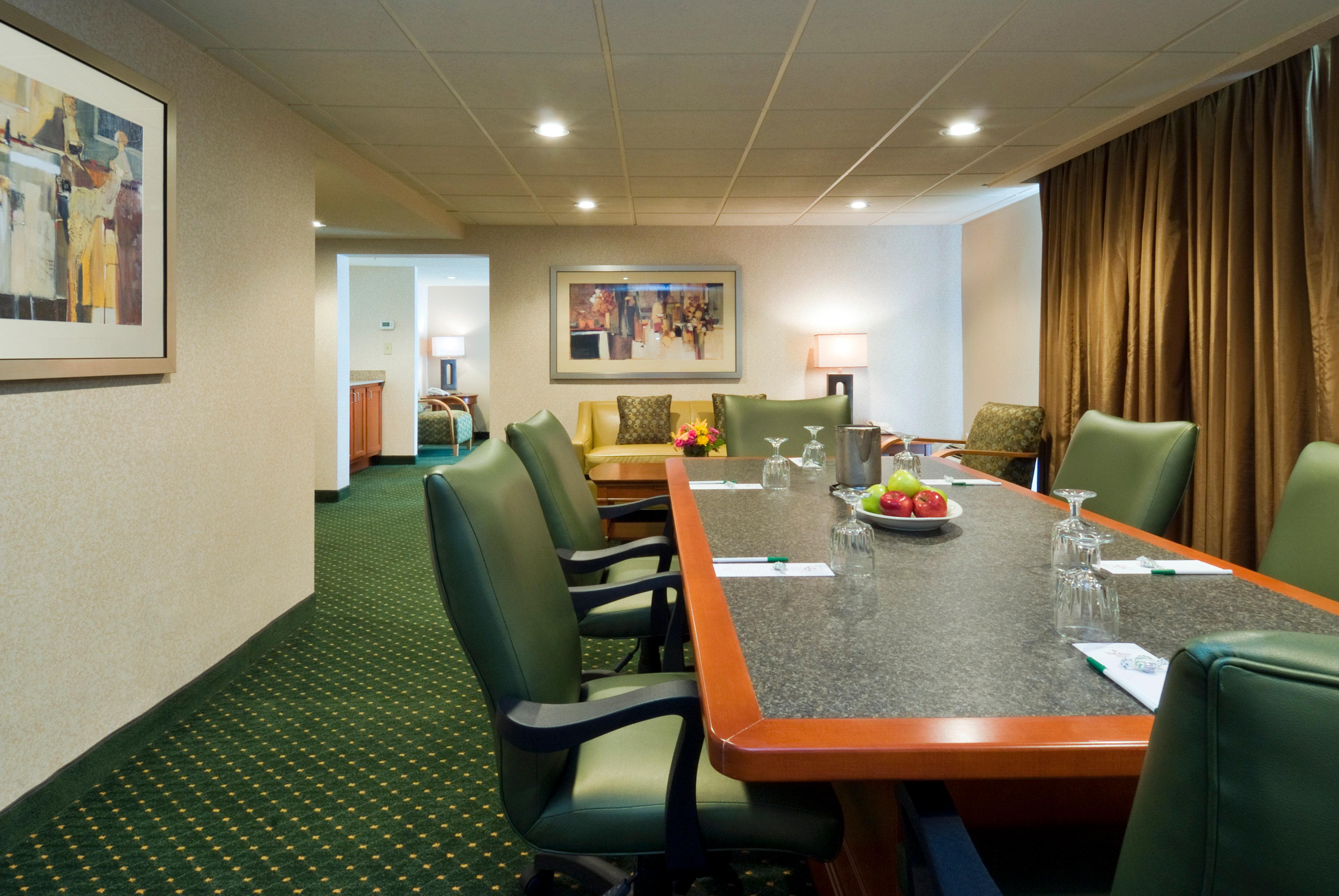 Holiday Inn Cincinnati-Eastgate By Ihg Eksteriør billede